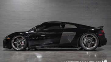 Audi R8 laterale nera