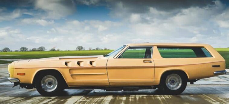 RollsRoyce celebra i 112 anni dello Spirito d'Estasi NotizieAuto.it