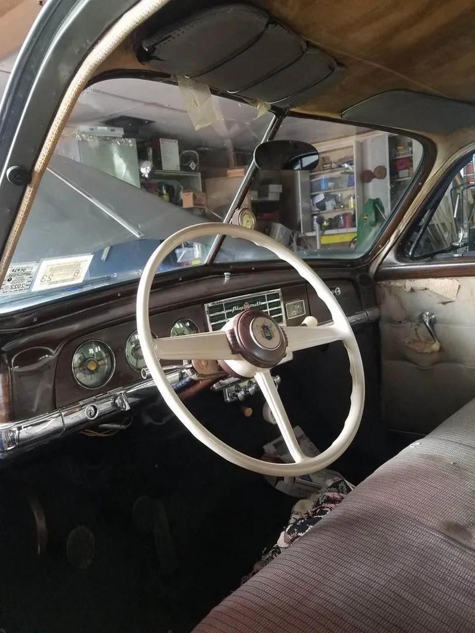 Plymouth Special De Luxe Sedan