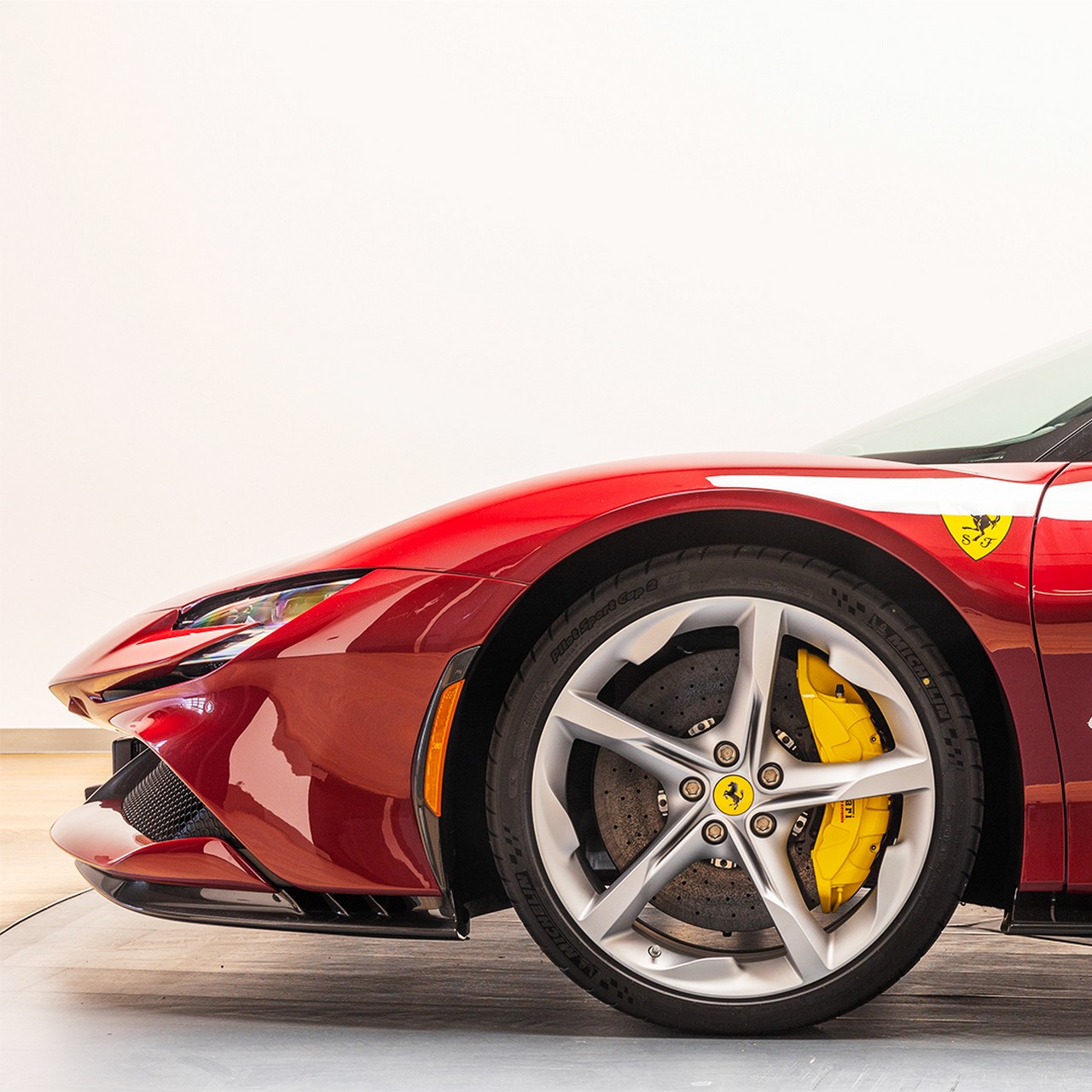 ferrari sf90 spider assetto fiorano tailor made