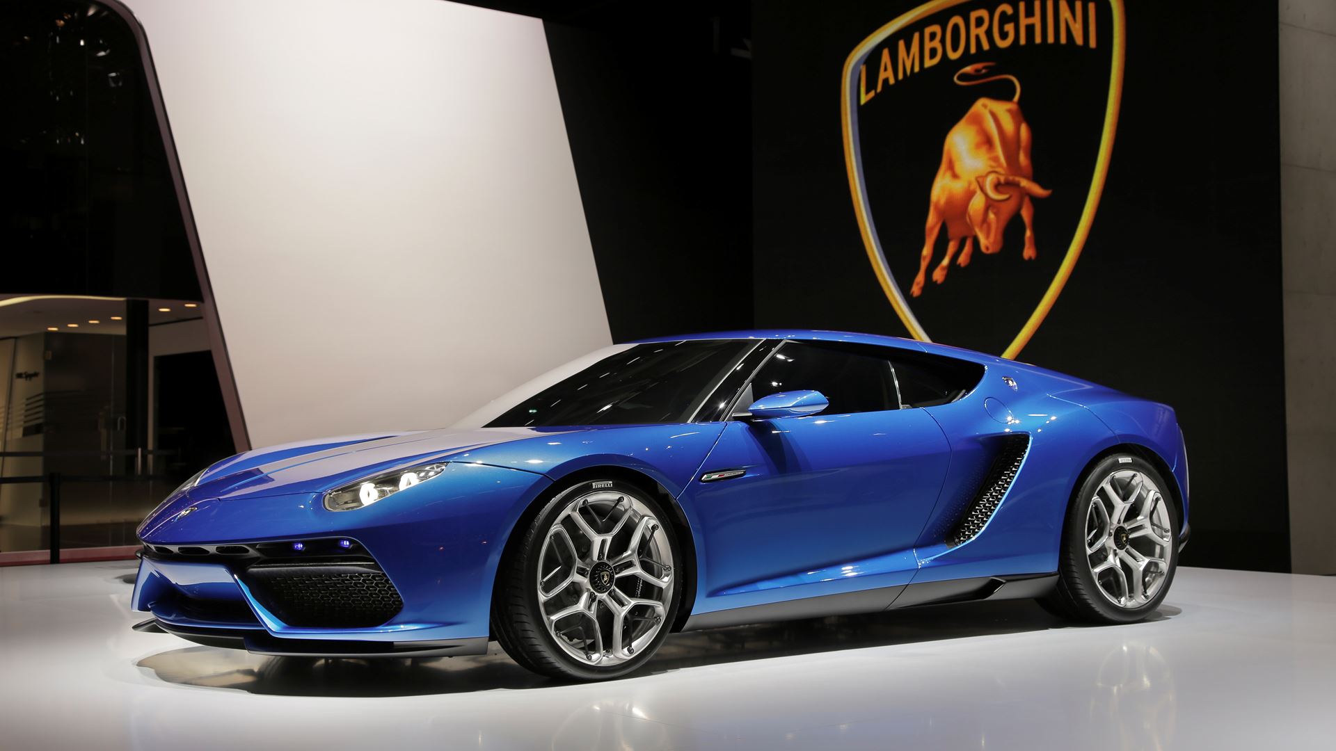 Lamborghini 60 anni