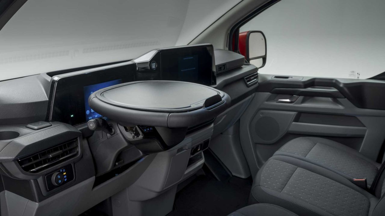 Volante come scrivania mezzo di lavoro