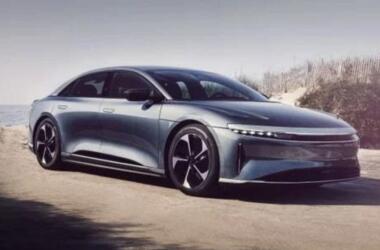 Lucid Air Pure RWD
