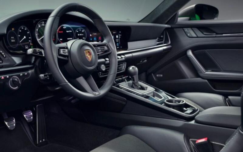 Porsche-911-T interni