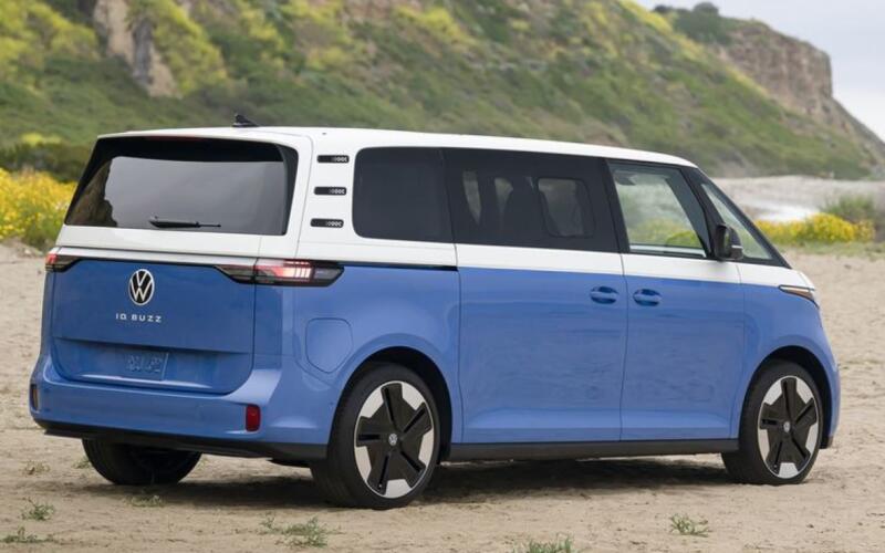 2025-Volkswagen-ID.Buzz-Microbus