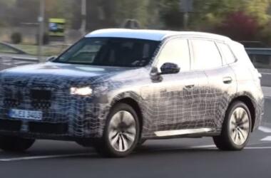 fotografie spia BMW iX3