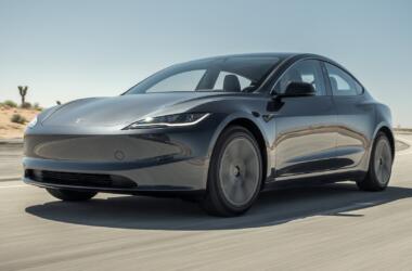 Tesla Model 3 2024