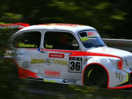 Fiat 600 con motore BMW S1000RR