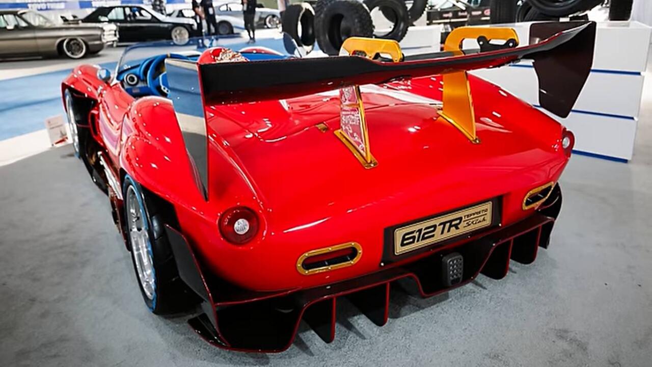 Ferrari con tuning pesante