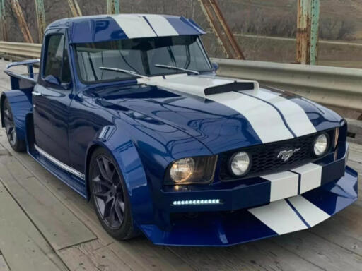 Ford Mustang Truck GT-100