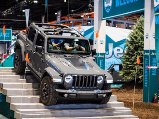 stellantis ai saloni americani