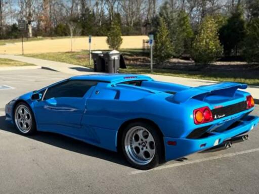 Lamborghini Diablo VT Roadster