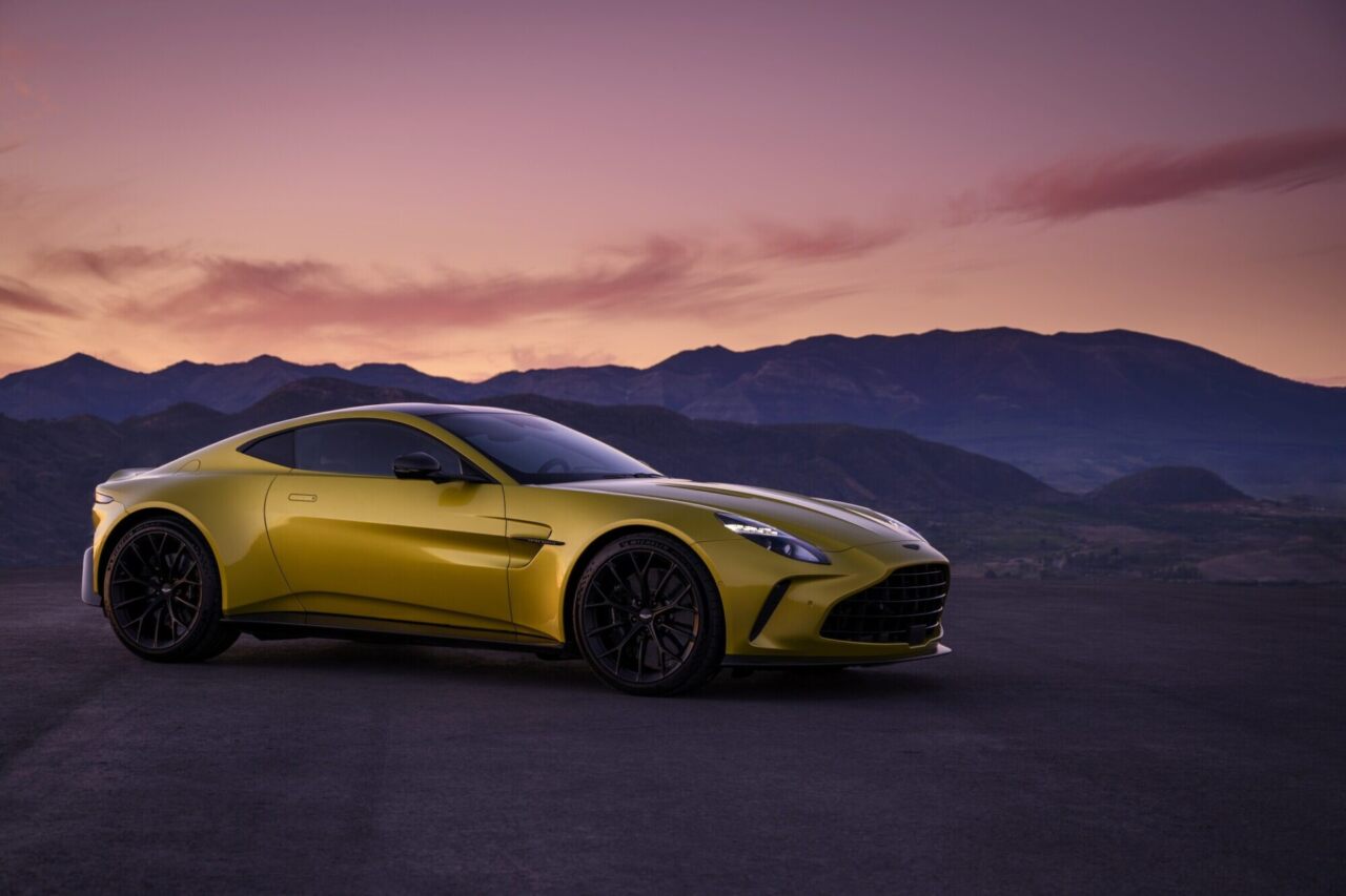 Aston Martin Vantage 2025