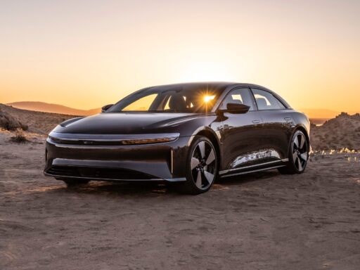 Lucid Air Pure RWD