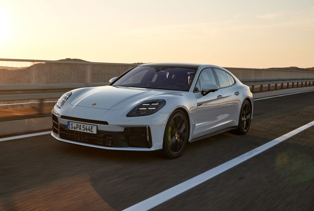 Porsche Panamera 4 E-Hybrid