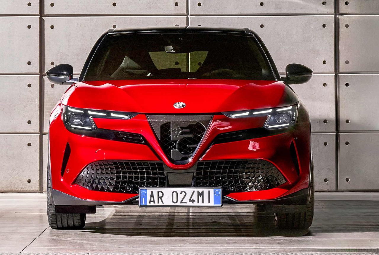 Alfa Romeo Milano, il SUV compatto cambia clamorosamente nome