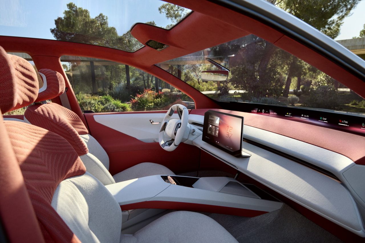 BMW iX3, nel 2025, panoramic vision