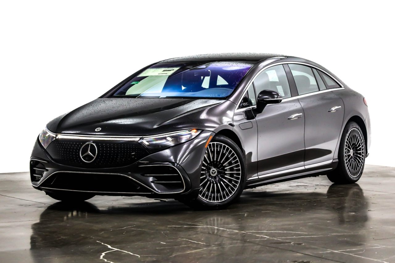 Mercedes annuncia importanti aggiornamenti per Classe S e EQS