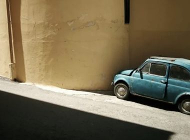 Italiano innamorato dell’auto usata a fine 2024 a